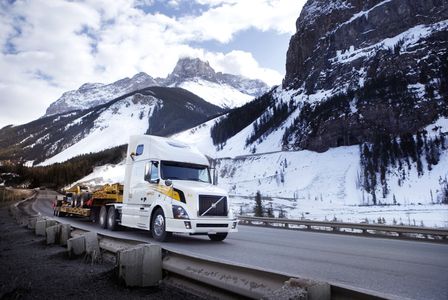 Volvo Trucks' North American Safety Award returns in 2012